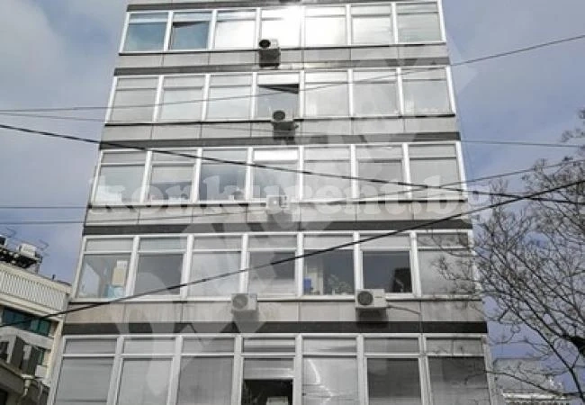 Обвиняват 11 данъчни в корупция след вчерашната акция на НАП
