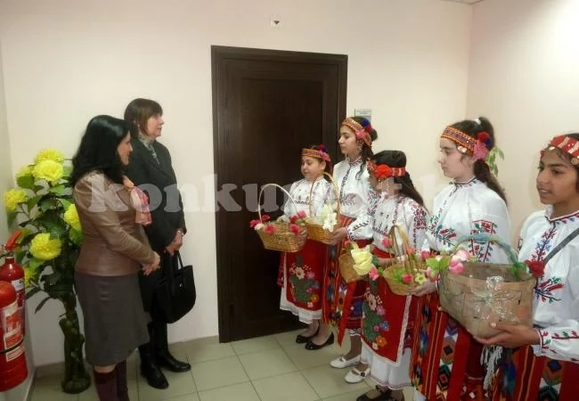 Лазарки влязоха в община Борован