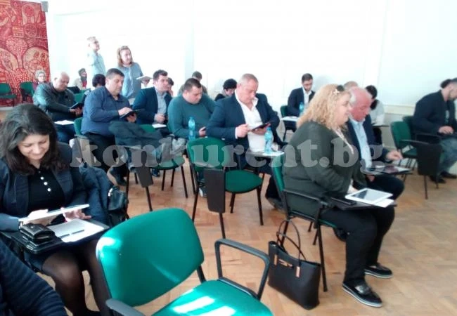 Вижте кой общински съвет въвежда електронното гласуване