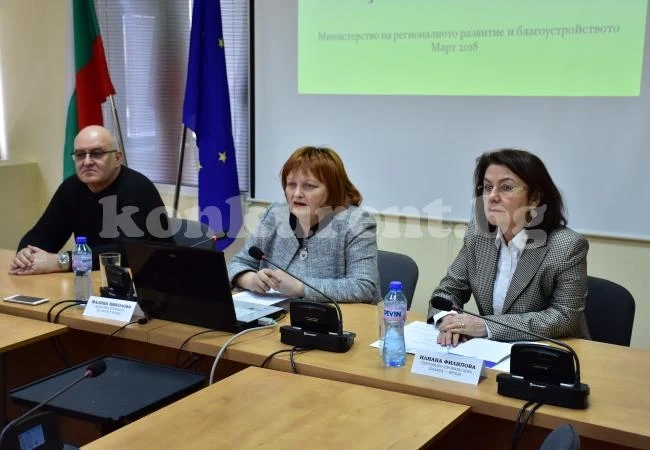 СНИМКИ Кой от вариантите за ново райониране избраха във Враца