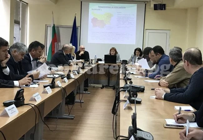 Обсъдиха новото райониране на дискусия във Враца