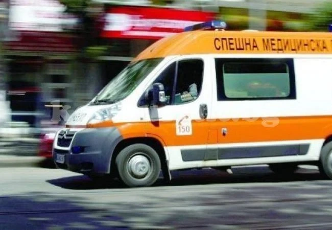 17-годишно момиче почина в училищен двор