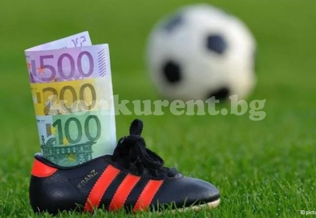 Футболист гори за 1 г., глобиха два отбора
