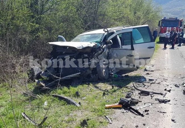 Погребват утре шофьора от \