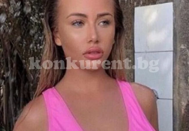 Гери-Никол снимала дупарата 153 пъти (СНИМКИ 18+)