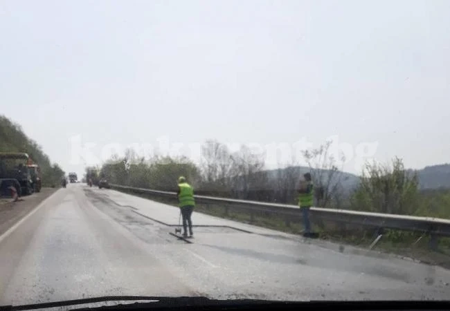 (СНИМКИ) Карайте внимателно по Е79, защото…