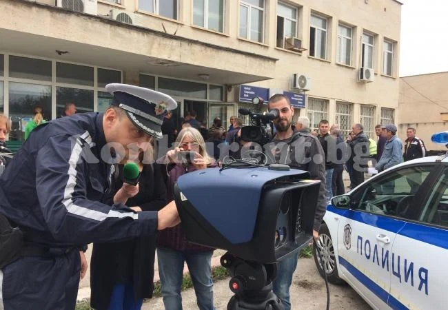 СНИМКИ Показаха „страшилището“ за нередовните шофьори