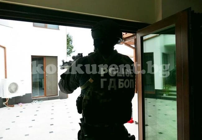 ГДБОП удари престъпна група за злоупотреба с еврофондове
