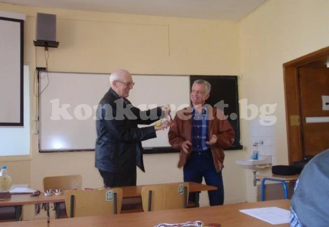 Кирков пак е шампион по кореспондентен шах