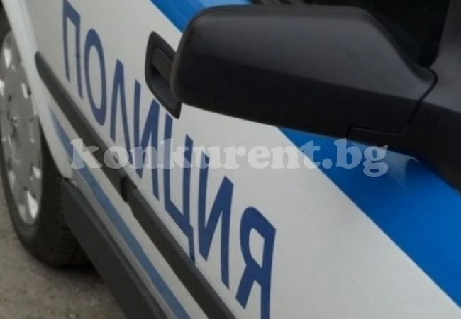 Откриха дрога в колата и имота на напушен шофьор