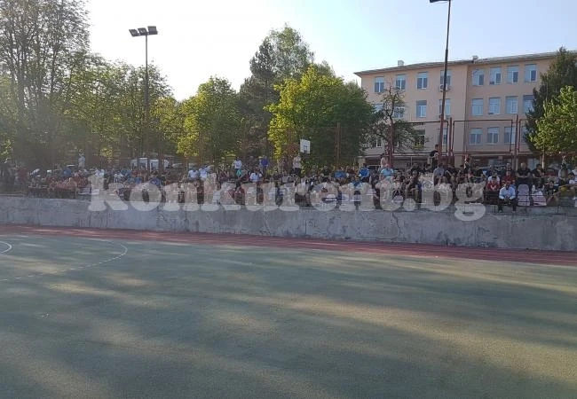ВиК и ЛИВ тръгнаха мощно в Мездра, 19 гола в 2 мача за кеф на феновете