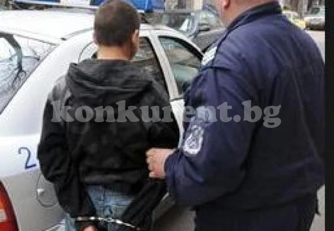 Полицаи арестуваха дете
