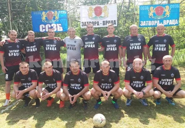 Затвор Враца е №1 не само в протестите, но и на футбол