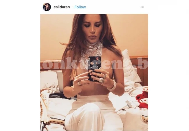 Есил Дюран взриви Instagram с гореща гола СНИМКА 18+, на която разкрива малко повече, отколкото би искала