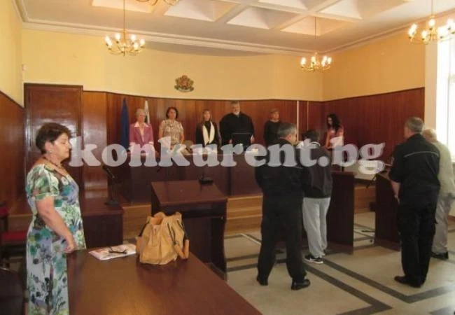 СНИМКИ Делото за убийството на зърнен бос пак влиза в съда