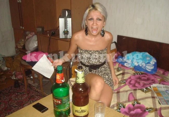 Скандалната Атанаска стана поп фолк звезда