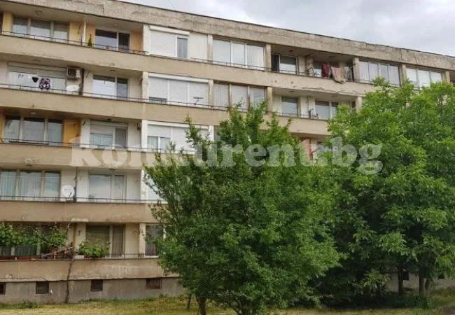 Круша спаси самоубиец