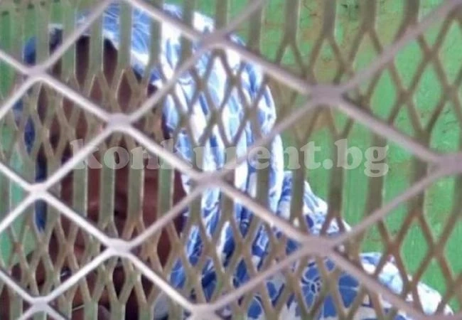 Млада жена бе изнасилвана от мъжа си, докато роднините му я държали. Уби го на другия ден и я осъдиха на смърт (ВИДЕО)