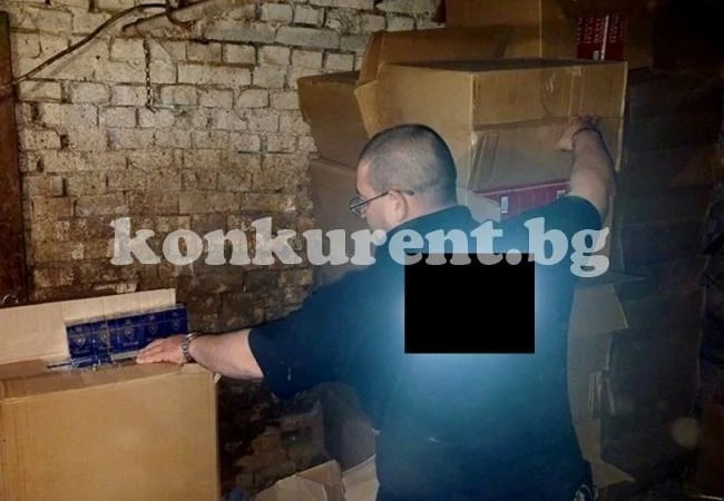 Иззеха тютюн и цигари от къща