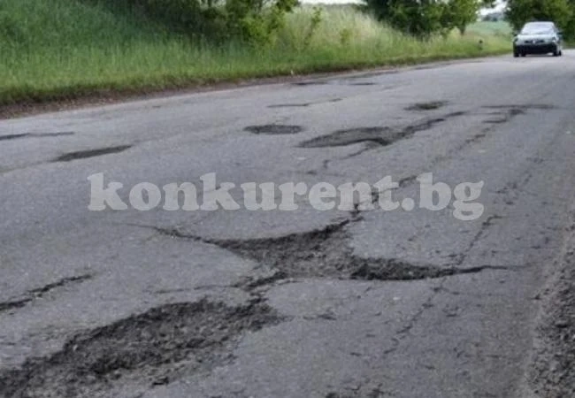 АПИ рехабилитира 45 км пътища в Северозапада