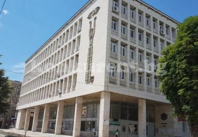 Община Мездра прави допитване до децата и младежите