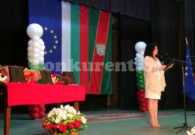 Вижте кой си тръгна с наградите на Борован СНИМКИ