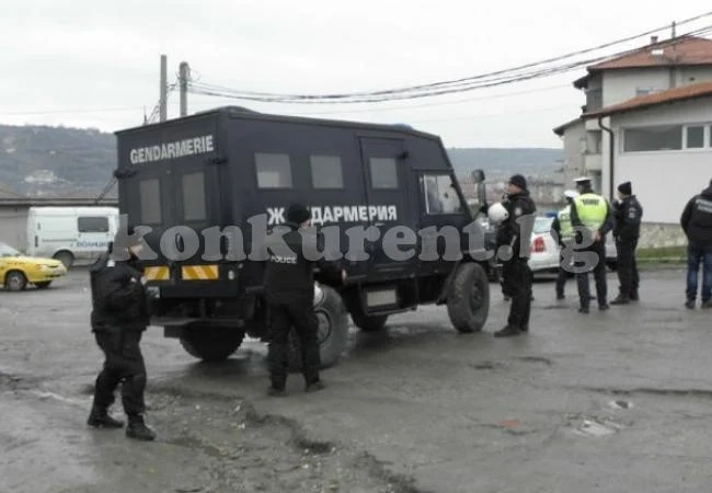 Съставиха три акта при операция на жандармерията