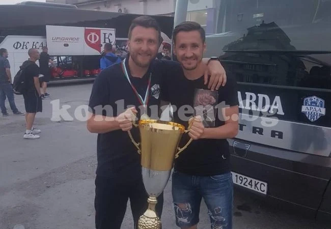 Врачанин вдигна купата на Аматьорската лига СНИМКИ