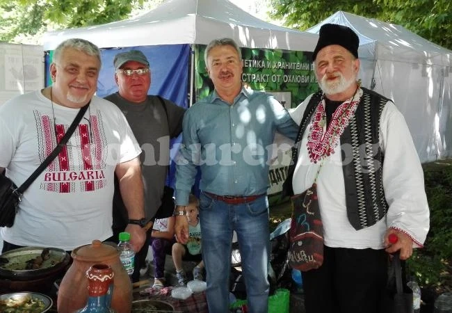 Кълцаха баш врачанска лютика в центъра на Монтана