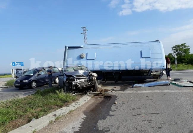 Трима от пострадалите в катастрофата на обхода остават в болница