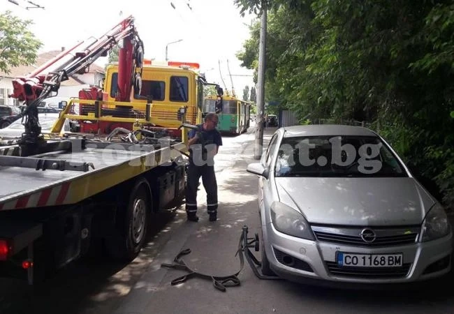 Паякът налял хиляди в хазната