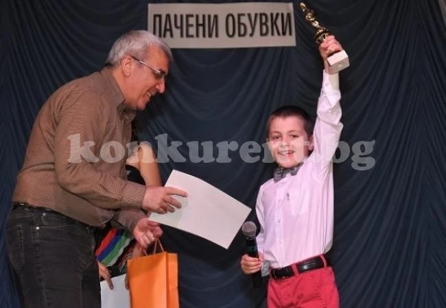 Близо 1000 деца „разхождат” лачени обувки из Берковица