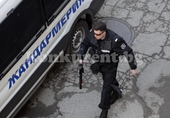 Полиция и жандармерия участваха в спецоперация