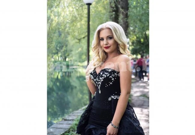 Все повече участници в “Game of Proms“, сред тях вече е и Ивон Алипиева