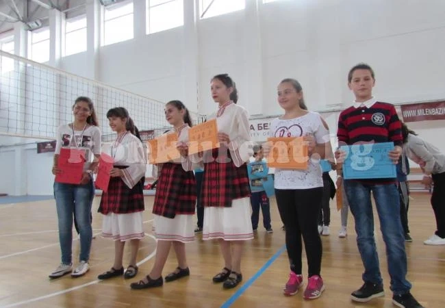 Клуб по бадминтон в Белоградчик стана на 3 г.