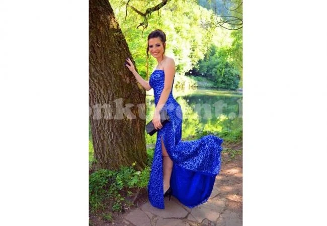 “Game of Proms 3“: Джулия Цветанова от Враца
