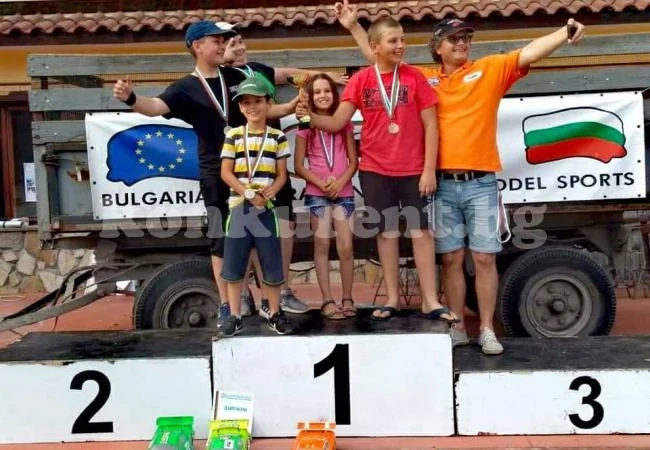 Отборна титла за децата на СТМК Враца в Пазарджик /Снимки/