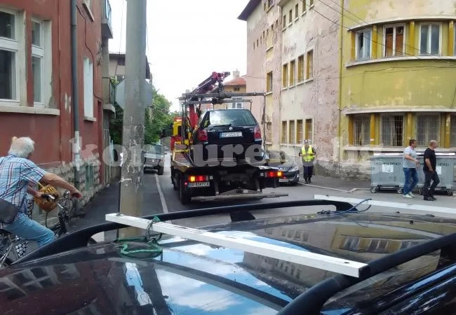 Паякът пак се активизира, направлява го лично... СНИМКИ