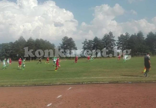 Юношите младша газят Янтра в Луковит, една крачка остава до U17