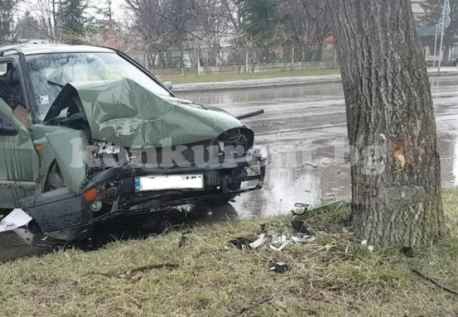 Жена пострада при катастрофа с \