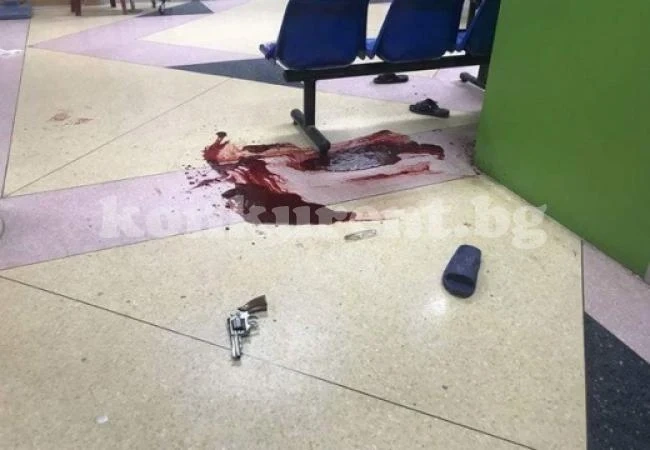 Мъж застреля съпругата си в болница пред очите на сина им, ето каква е причината (СНИМКИ 18+)
