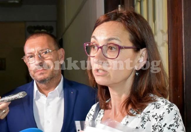 Какво каза Валери Митков на излизане от съда СНИМКИ