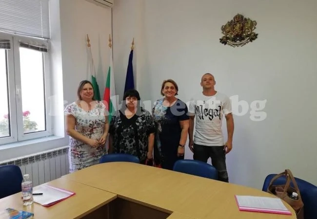 Дават пари на градини и спортен клуб в Козлодуй