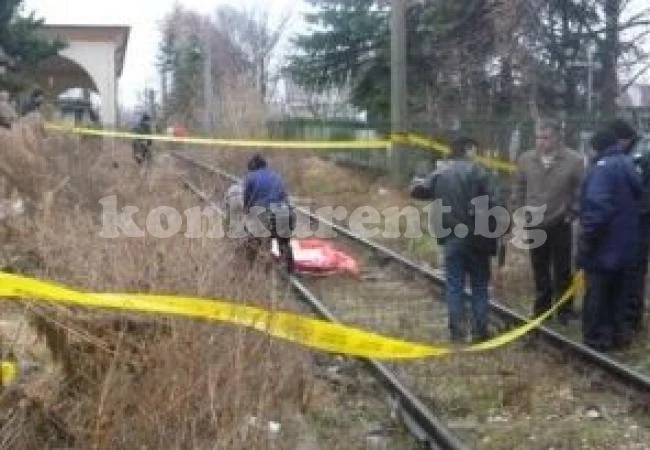 (ОБНОВЕНА) Влак уби 82-годишен дядо