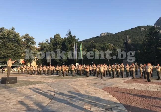 Наградиха най-добрите военни духови оркестри