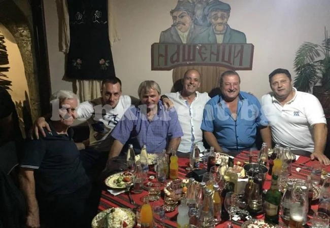 Рефери, делегати и шефове закриха сезона във Враца с тежък банкет /Снимки/