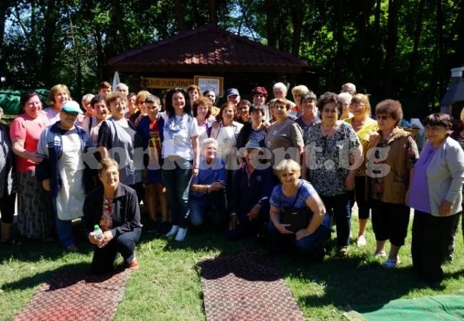 Наградиха кулинари във Фестивала на рибата
