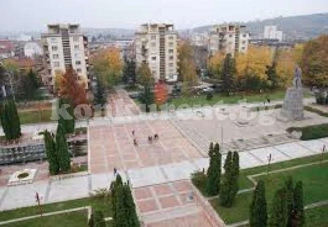 Търсят наематели на общински имоти
