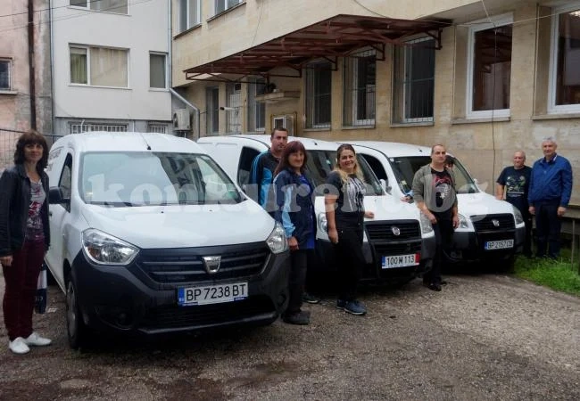 Социален патронаж се сдоби с нов автомобил