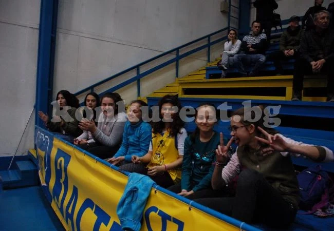 5 загуби за Монтана 2003 във финалите за момичета U14